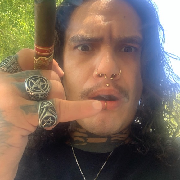 Meet your Posher, Bryce - Picture 1 of 3